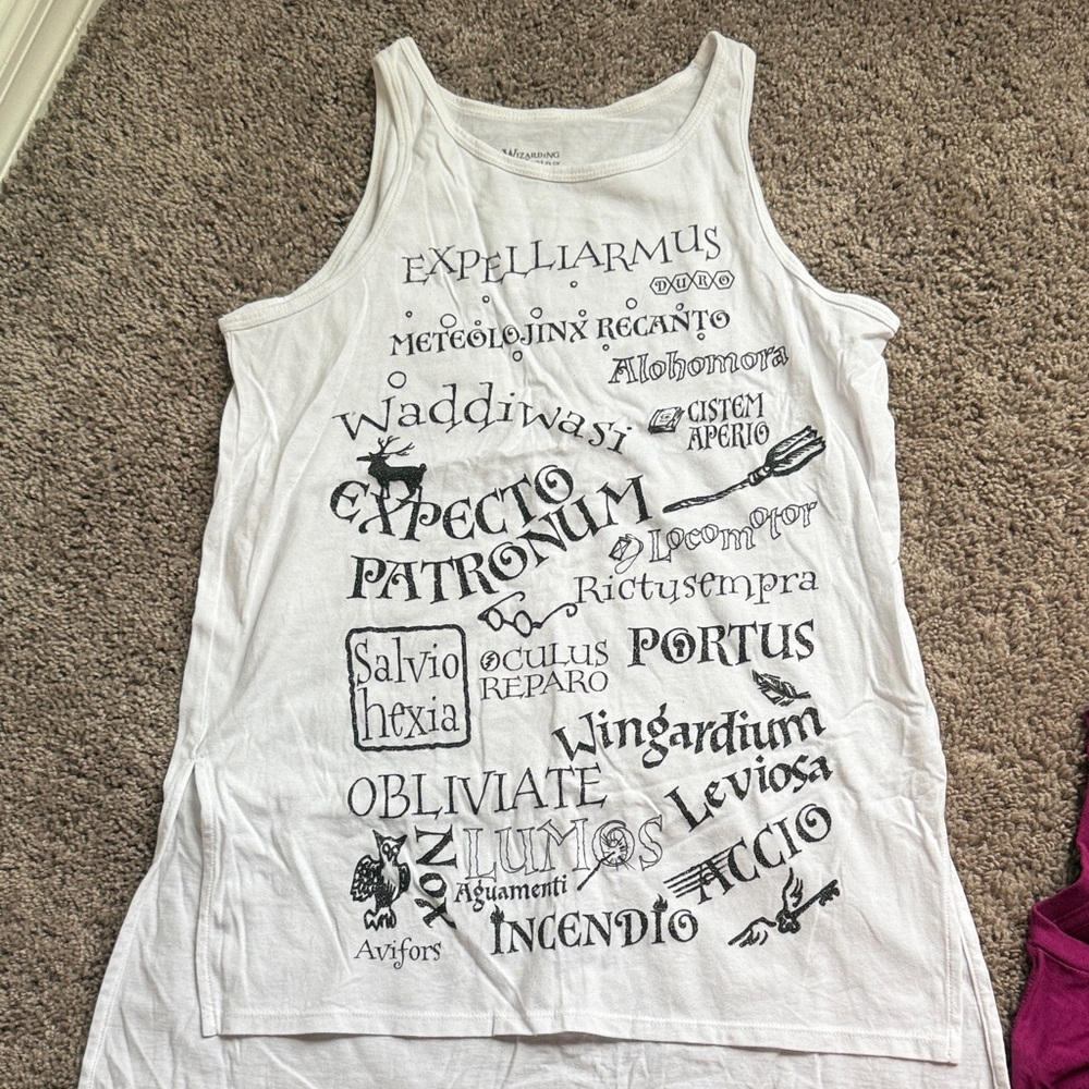 Warner Bros. White Harry Potter Graphic Tee